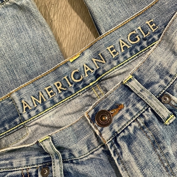 American Eagle Original Straight Distressed 100% Cotton Light Wash Jeans size 30 - Picture 10 of 16